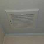 室内用換気扇の取り換え工事　リフォームの時は換気扇などにも注意してください！
